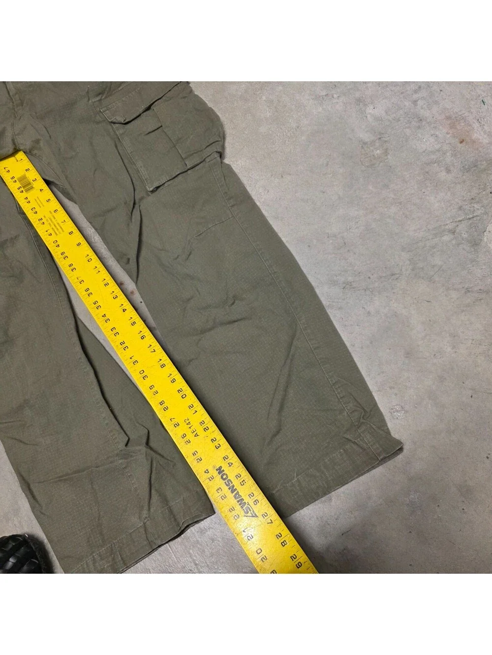 Nike SB Kearny Cargo  Skate Pants  Skateboarding Olive Mens  medium 32 x 27